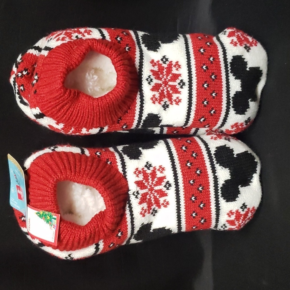 Disney NWT Mickey Mouse Nordic Stretch Plush Slipper/Socks, 4-10